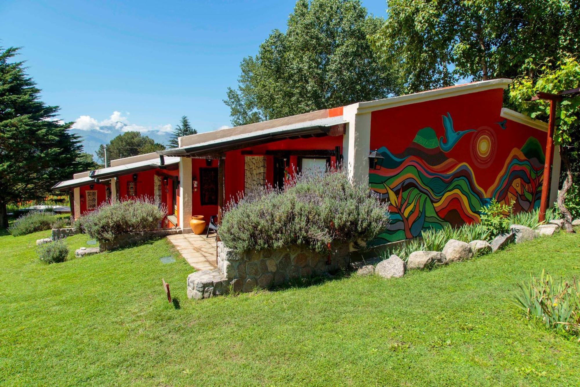 Posada La Sonada Tafi del Valle Bagian luar foto